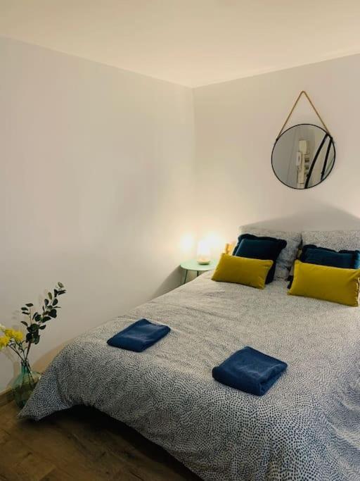 Cocooning Modern Design Studio Apartment Avesnes-sur-Helpe ภายนอก รูปภาพ