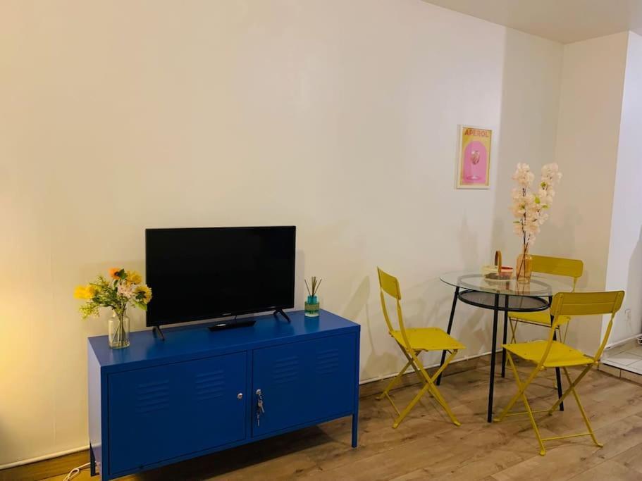 Cocooning Modern Design Studio Apartment Avesnes-sur-Helpe ภายนอก รูปภาพ