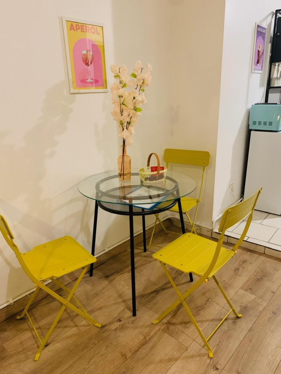 Cocooning Modern Design Studio Avesnes-sur-Helpe ภายนอก รูปภาพ